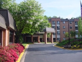 Gazette: B'nai B'rith Homecrest House Earns Pair Of Grants