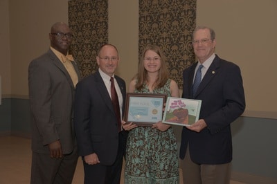 Gallery: Diverse Minds Delmarva Crowns Winner In Newark, Del.