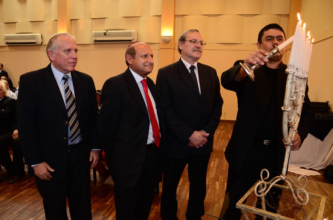 B’nai B’rith Uruguay Fraternidad Award 2013 Presented to the Director of Youth Symphony Orchestra Foundation in Uruguay Ariel Britos