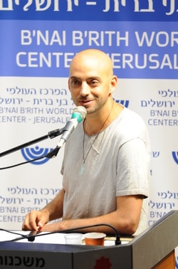 Coverage: World Center Recognizes Idan Raichel with Citation for fostering Israel-Diaspora relations