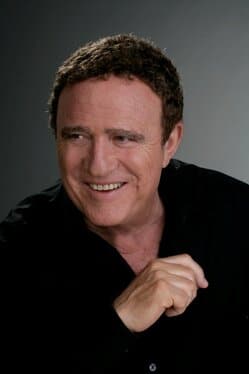 Israel’s Premier Performer Yehoram Gaon to Receive a Special B’nai B’rith World Center Citation for Fostering Israel-Diaspora Relations Through the Arts